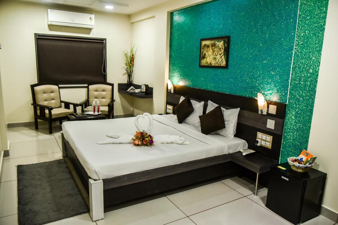 Hotel Tulsi Residency Bhuj Ngoại thất bức ảnh