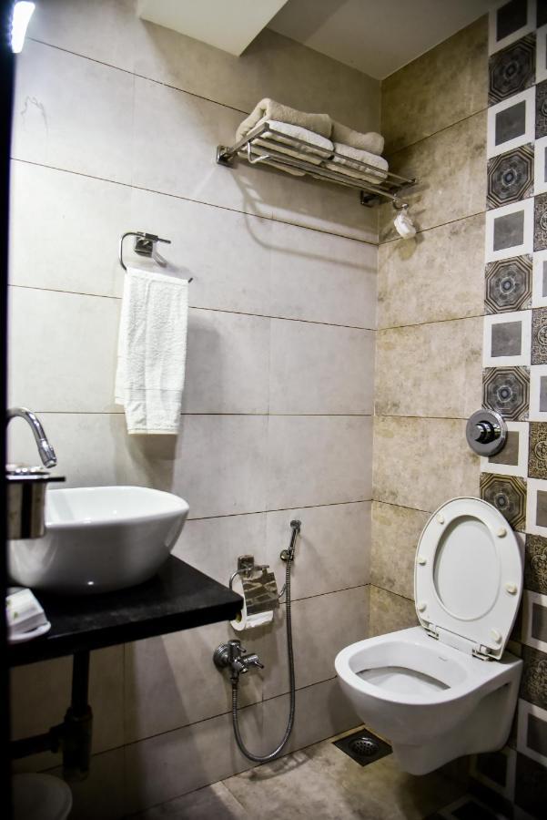 Hotel Tulsi Residency Bhuj Ngoại thất bức ảnh