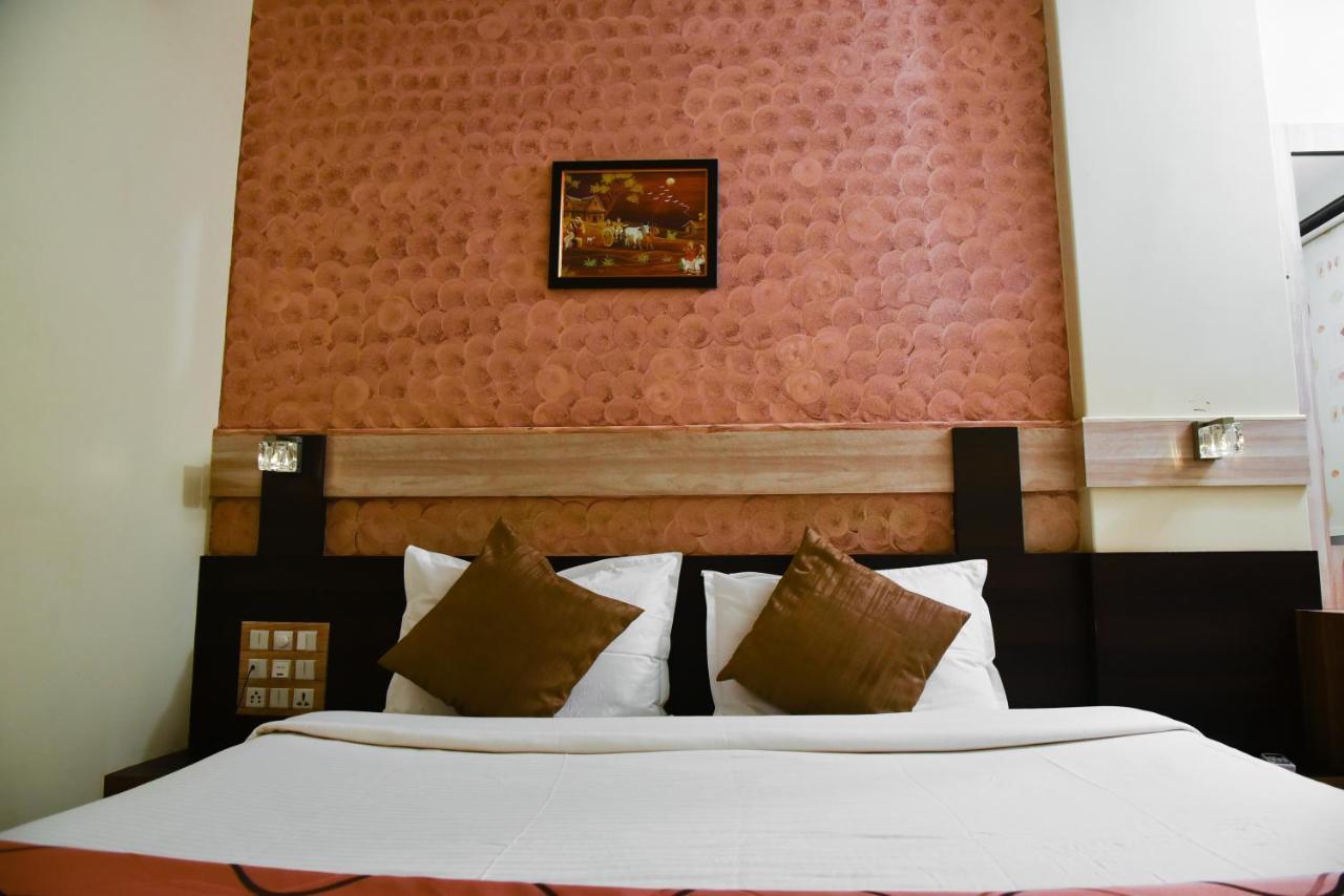 Hotel Tulsi Residency Bhuj Ngoại thất bức ảnh